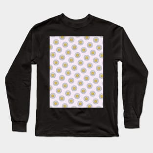 Simple Spring Daisies Pattern | Lilac Background Long Sleeve T-Shirt